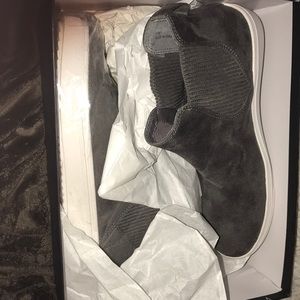 Steve Madden high top suede slip ons